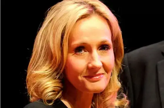 J K Rowling, A leader with perseverance and resilience, the Essential Quality of A Great Leader